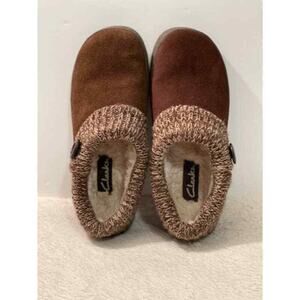 Clarks Women's Sweater Clog Slipper Size 7